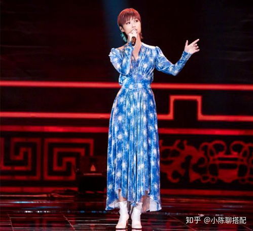  李宇春越来越会打扮,女人味中带有着飒爽,真是美得独树一帜