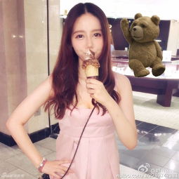  美女留学生私照曝光网友称清新可爱