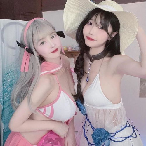  美女图百变女神清纯与性感并存