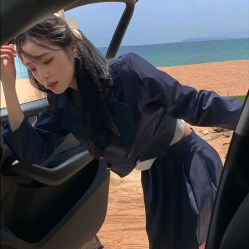 酷酷的女生头像