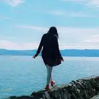  女生海边背影头像大全微信头像图片大全