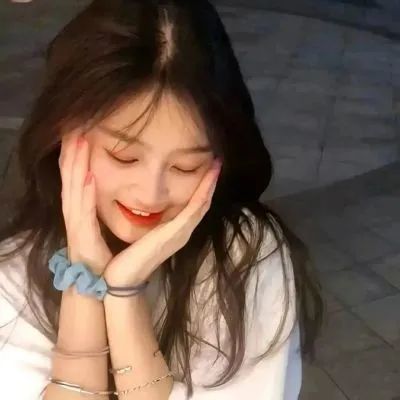  免费高清女生头像可爱真人qq微信女头,勇敢一点吧,我们不会再比今天更年轻了