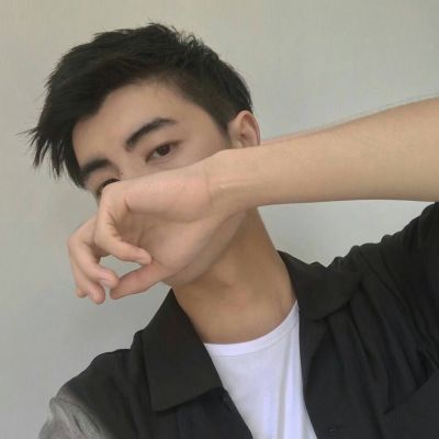  唯美意境qq男生头像大全我的心是你未曾知道的兵荒马乱