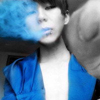  谁知道这男生头像的人叫什么名字