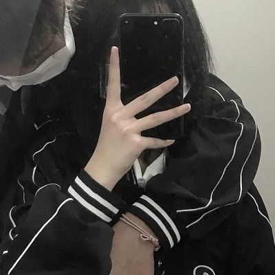  老人终身未嫁,只为等一个人的到来
