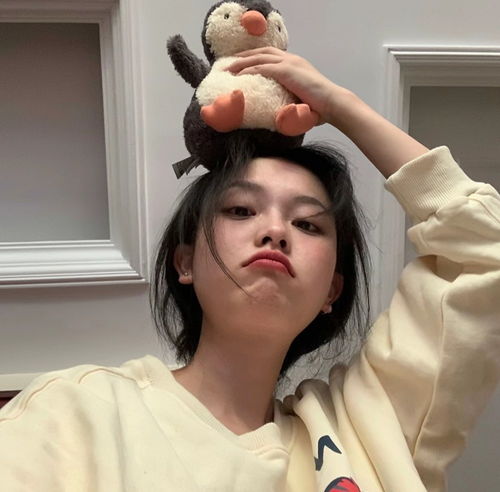  ins风女生头像丨其实生活也并没有太糟糕