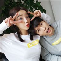  歪头情侣头像微信头像图片大全