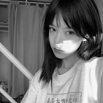  女生黑白头像魅力有气质的,是我喜欢的类型