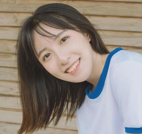  男人一旦人到中年,就不要再碰以下三件事了,否则会后悔