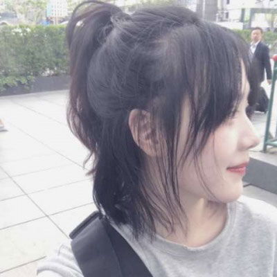  网红头像女高冷侧脸图片,要把心交给自己的眼睛