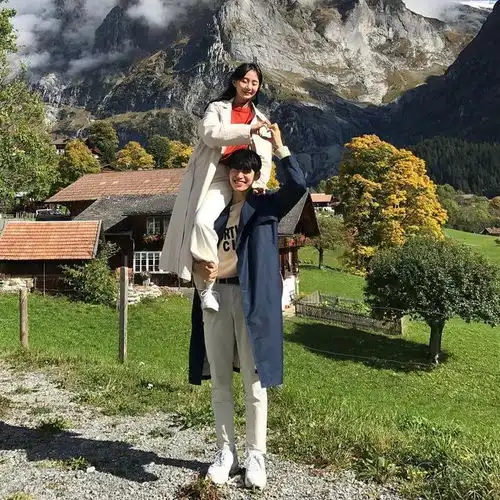  这对刷爆朋友圈的情侣,简直太甜甜甜甜了