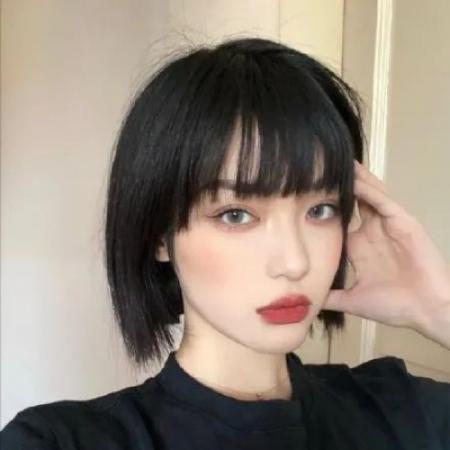  时尚气质美女微信头像,冷酷比较拽的女生