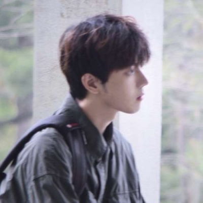  意境清新伤感男生头像我手持雾男生头像我要个性网