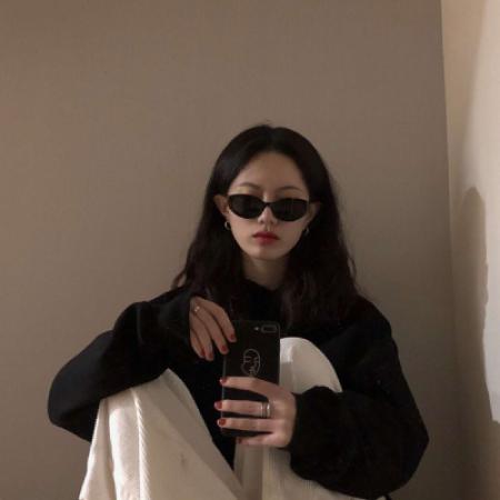  霸气女生头像,非常有个性的冷酷女生