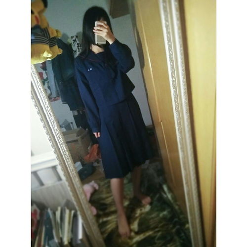  在学校穿女子高生制服jk制服是怎样一种体验