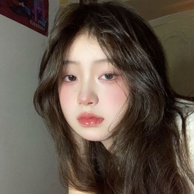 女生头像ins高级质感便