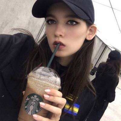  社会头像女,最近很火的社会头像女