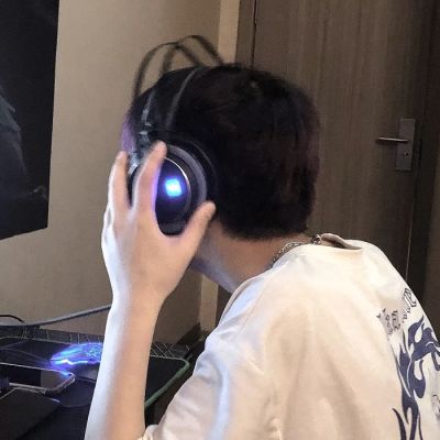  ins阳光大男孩头像