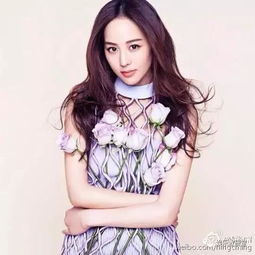  出生书香门第,名校法学硕士毕业,大二出道,今被封第一气质美女