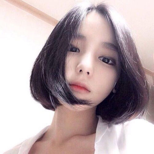 女生微信头像短发