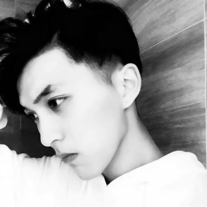  伤感黑白风格男生qq头像