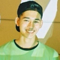  贴吧男生头像240240说了多少遍不在喜欢你却再也忘不掉你