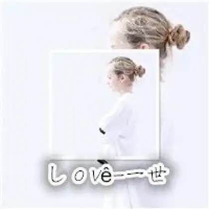  个性创意较独特的情侣头像,人物背影自己照片在前