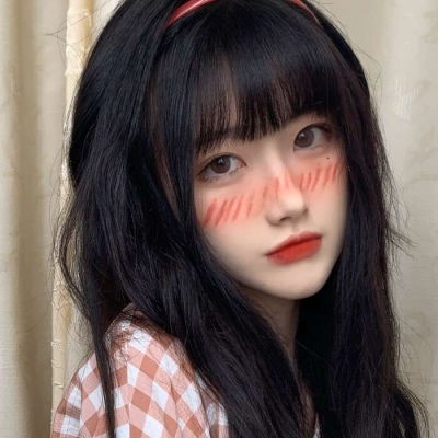  抖音网红女生头像很可爱最厉害的病毒是爱和谎言