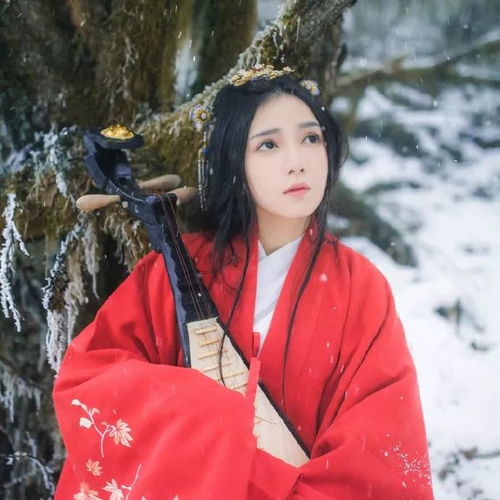  唯美红衣古风女生头像拾尽春花皆是你