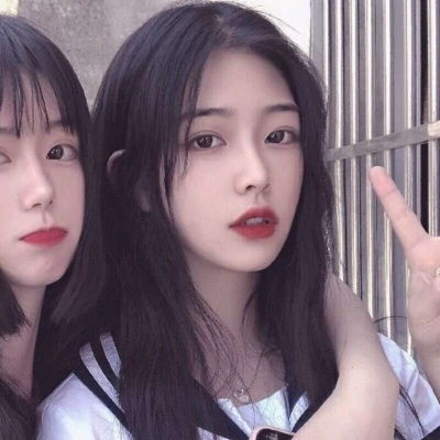  沈御推荐一对两张闺蜜头像