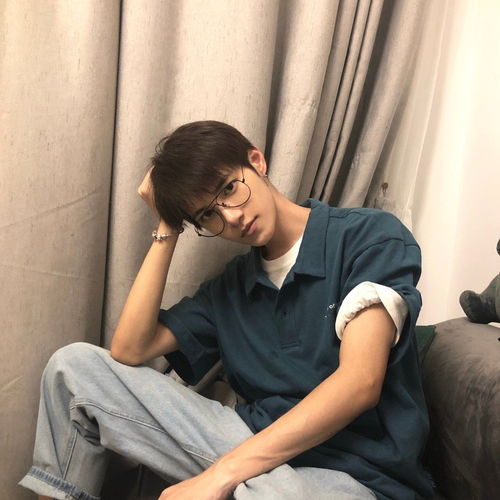  男生头像图片