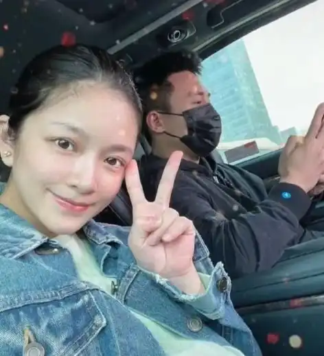  为啥郑凯苗苗婚姻幸福,而赵丽颖杨幂婚姻失败,原因很现实
