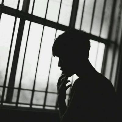  高清成熟帅气男生头像