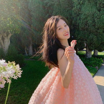  高清女神真人写真照气质小清新女生图片