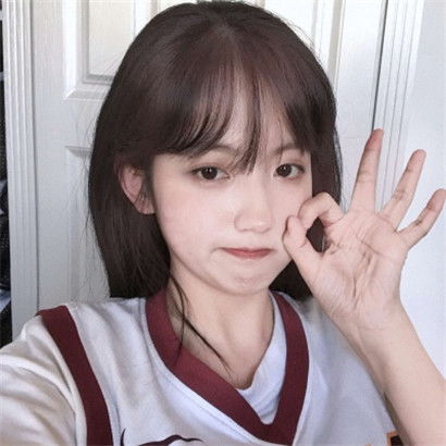  女生头像清新甜美可爱,青春是靠自己努力的