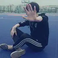  谁有个情侣头像一左一右