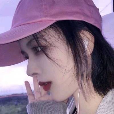  短发女生头像侧脸图片韩系短发冷酷头像大全