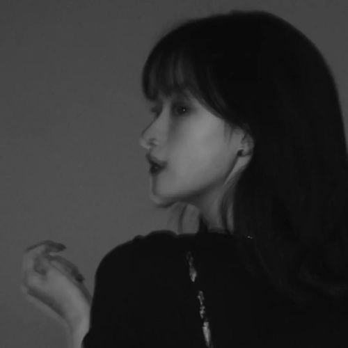  黑白头像