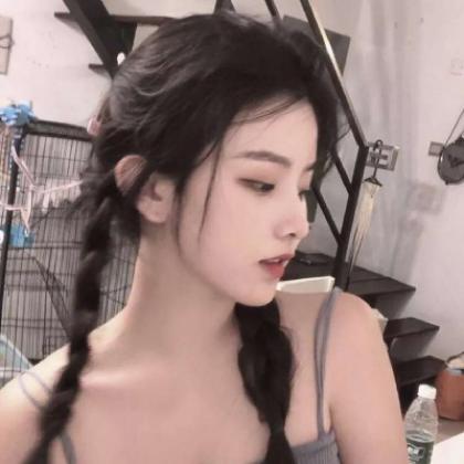  高冷霸气女生头像,因为冷酷所以无惧未来