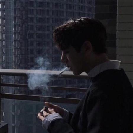  颓废的男生qq头像图片,女生为什么喜欢颓废的男生