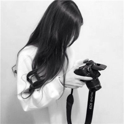 女生伤感头像长发