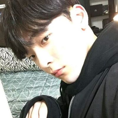  和世界交手的这许多年你是否光qq男生头像我要个性网