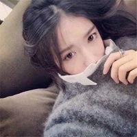  用毛衣蒙脸的韩系头像白色毛衣遮脸女生头像