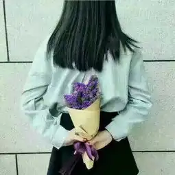  清新唯美背影情侣头像一男一女图片听你的心跳和我的节奏一样