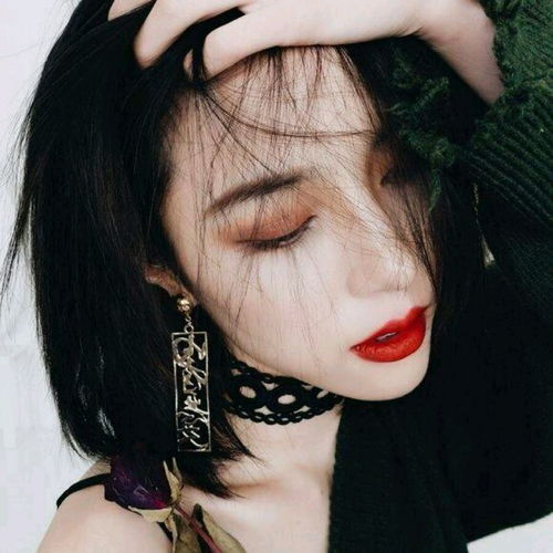  时尚阳光女生头像性感森系女生qq头像