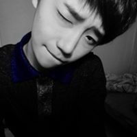  男生落泪头像伤感落泪男生头像微信头像图片大全