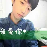  累坏的小丑看着笑坏的观众