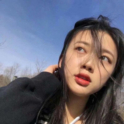  2020最火爆微信头像女最新款女生气质头像