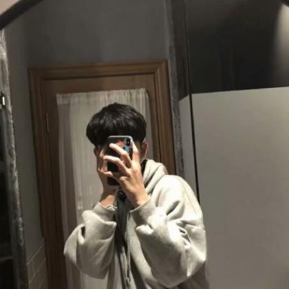  手机控男生头像,分享给喜欢自拍玩自的帅哥们了