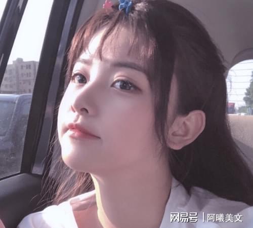  一身傲骨,从不巴结别人的星座,有自己的个性,最讨厌阿谀奉承